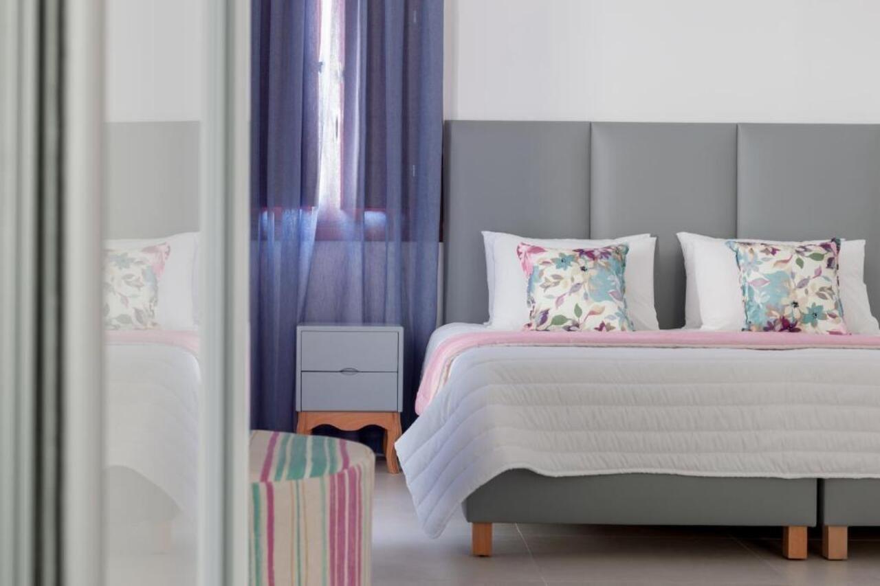 Mar N Mar Crown Hotel-Suites Kamári Eksteriør billede