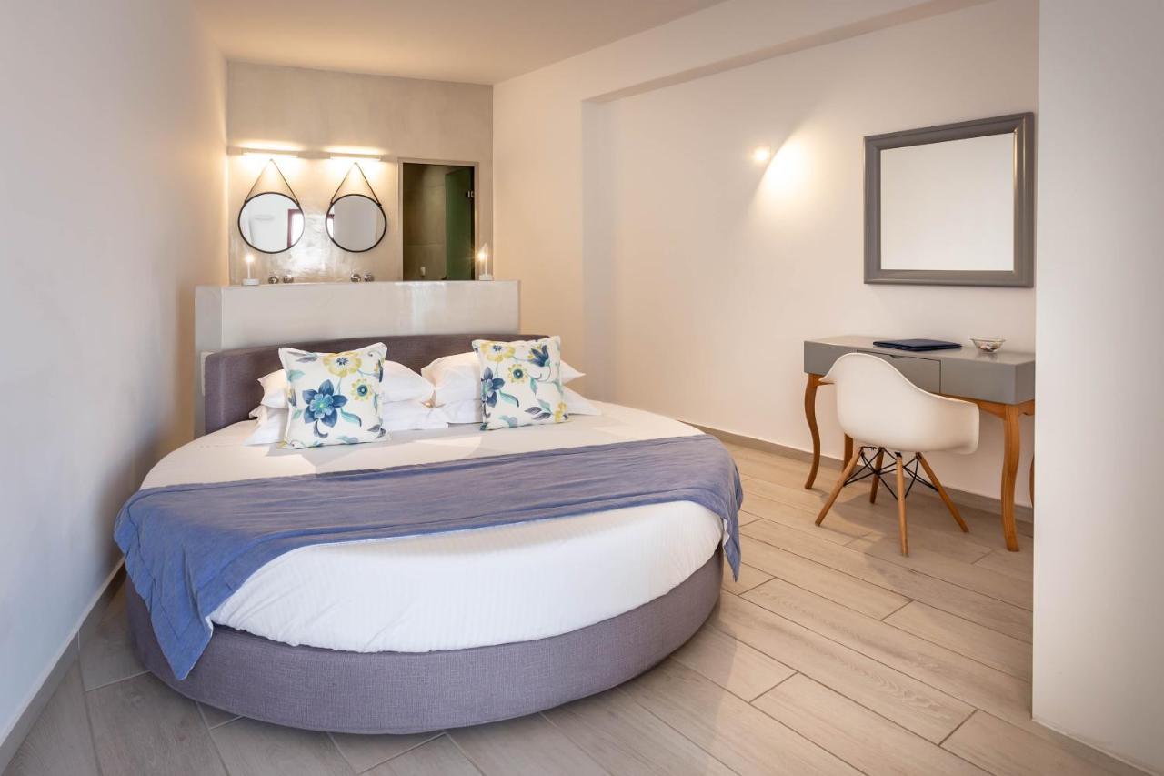 Mar N Mar Crown Hotel-Suites Kamári Eksteriør billede