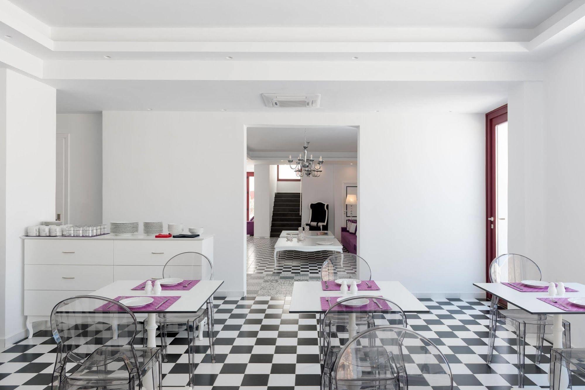 Mar N Mar Crown Hotel-Suites Kamári Eksteriør billede
